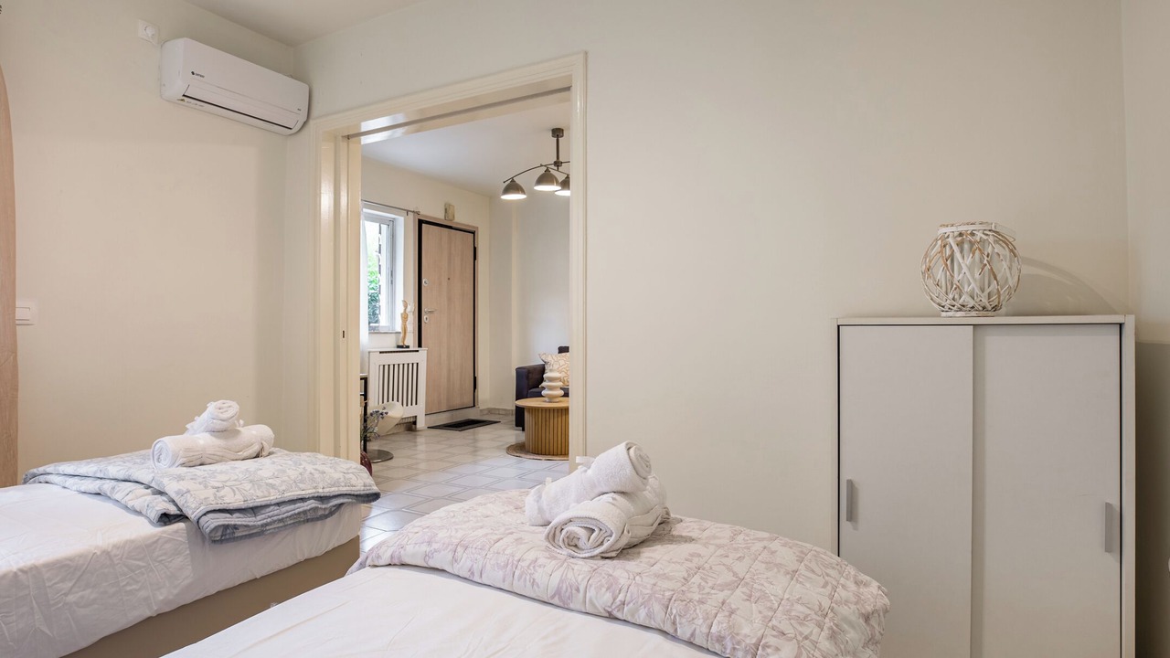 Photo of Bedroom in Vouliagmeni