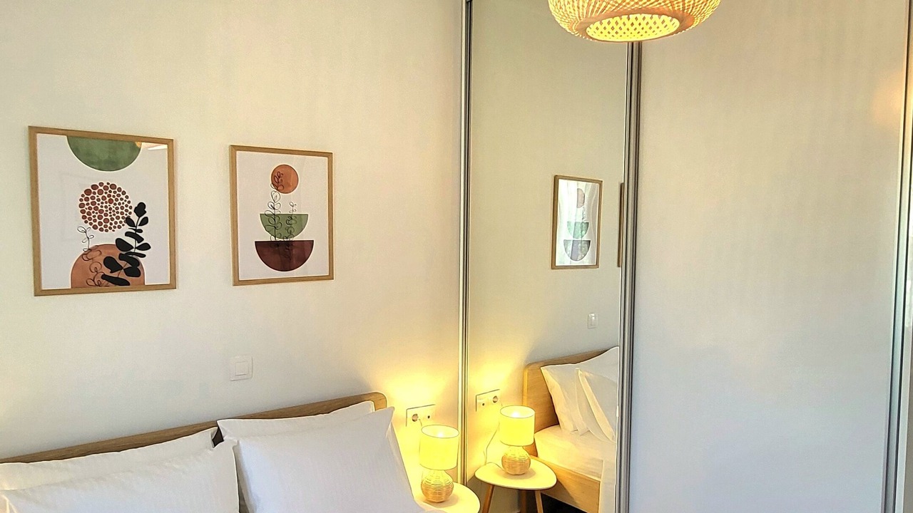 Photo of Bedroom in Exopoli