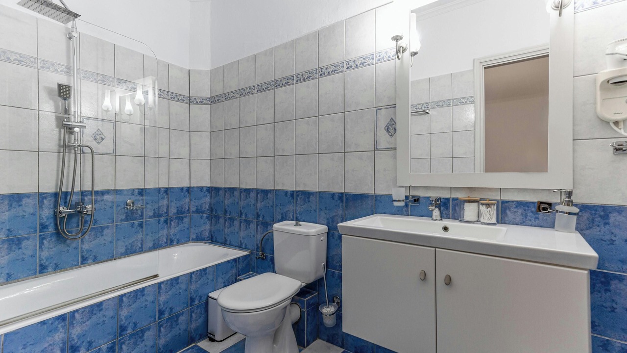 Photo of Bathroom in Katavolos