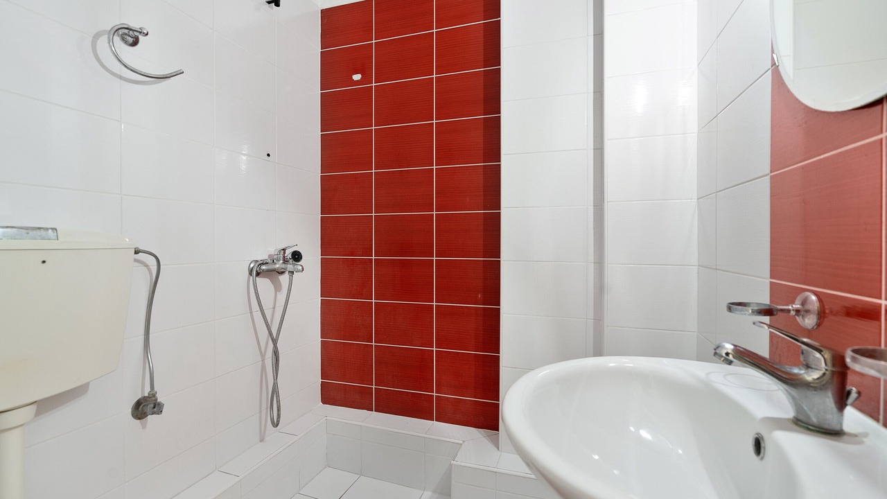 Photo of Bathroom in Perigiali
