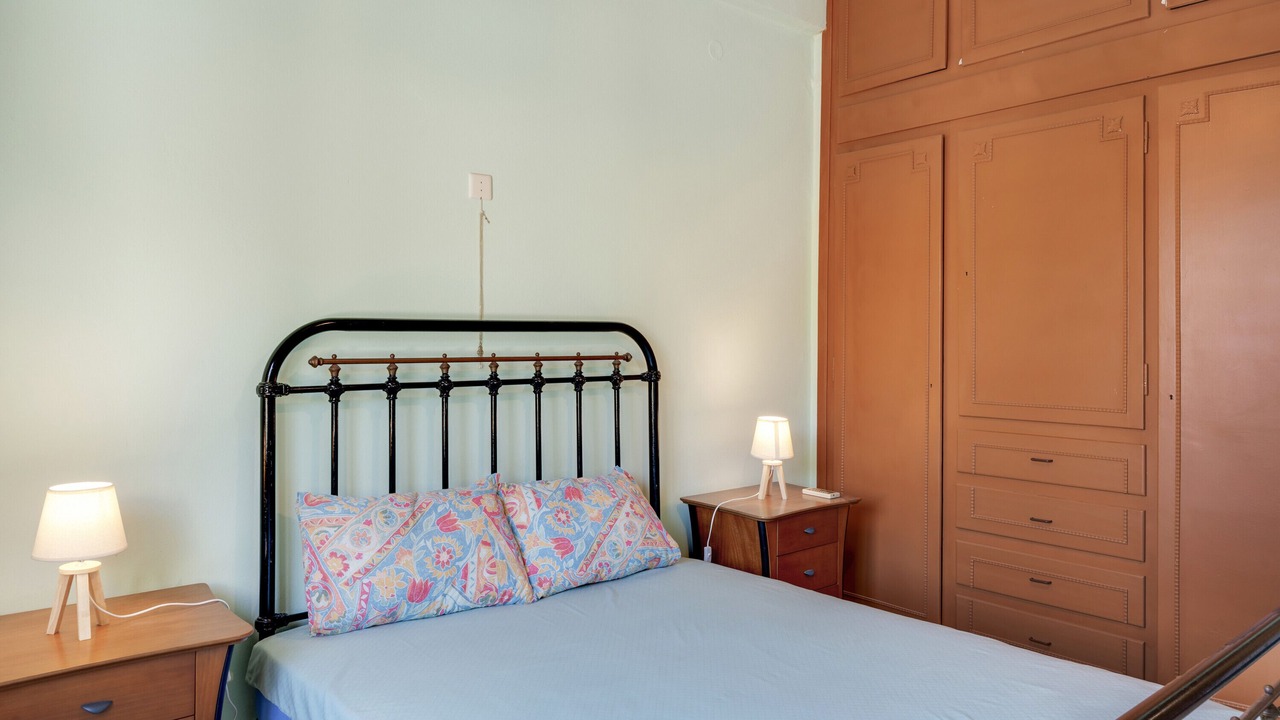 Photo of Bedroom in Ermoupoli