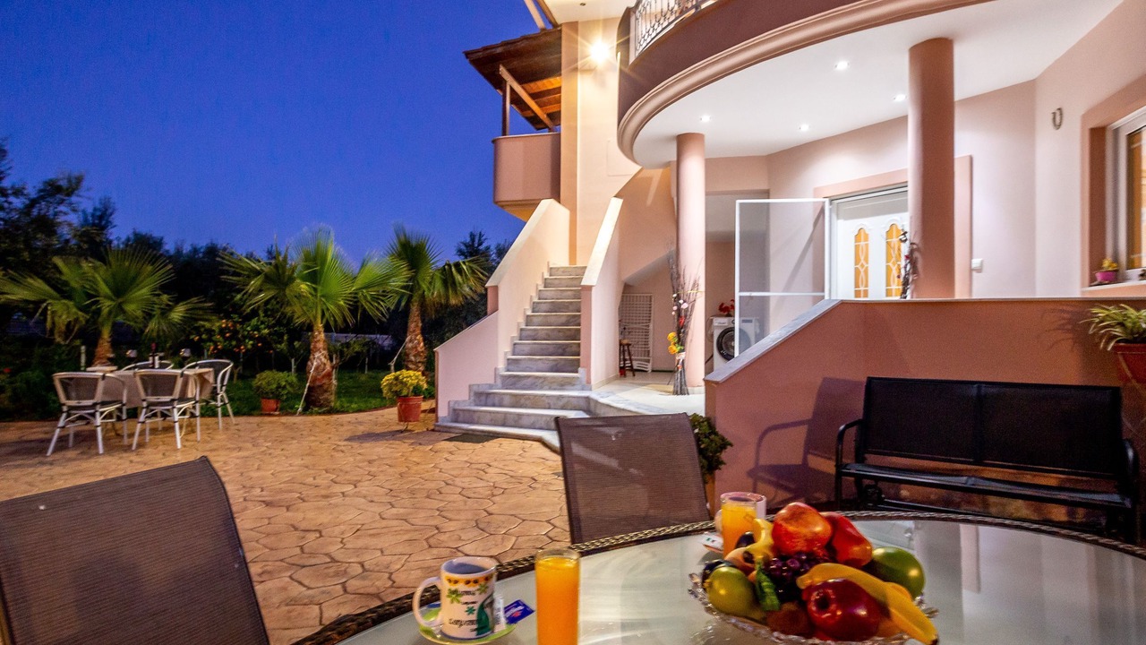 Photo of Outdoor in Alikanas