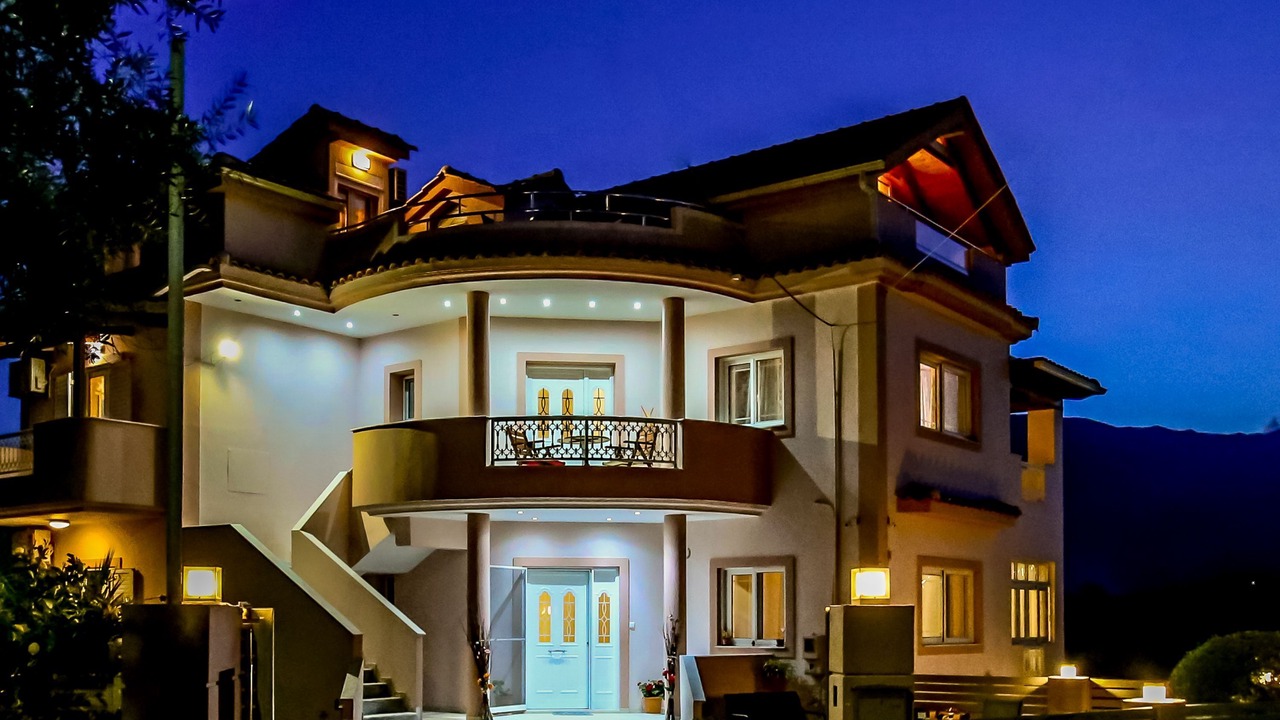 Photo of Outdoor in Alikanas