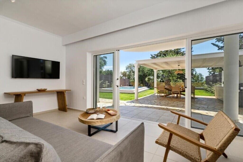 Photo of Livingroom in Petriti