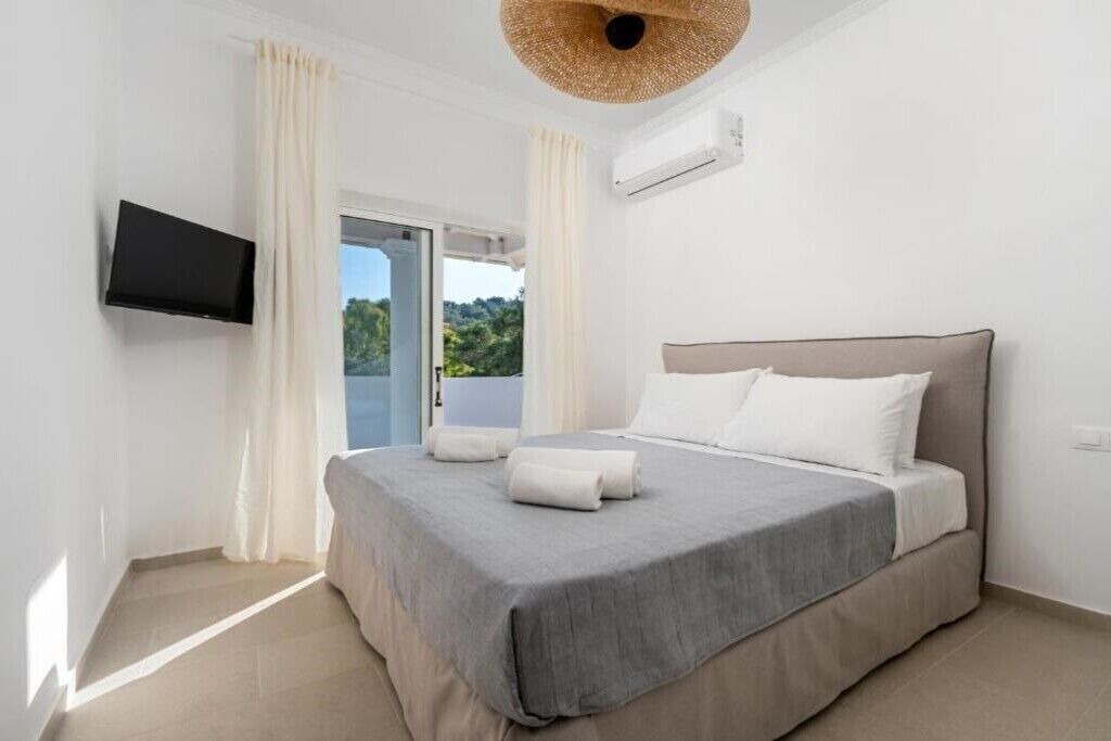 Photo of Bedroom in Petriti