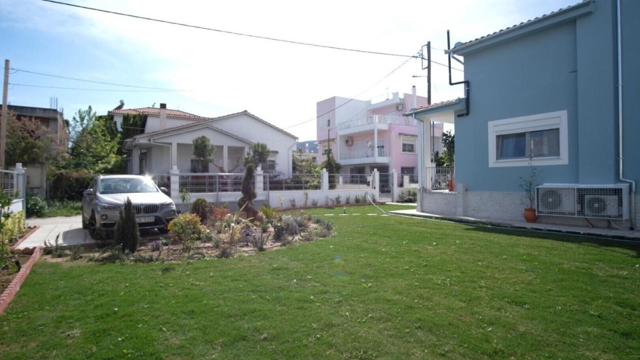 Photo of Outdoor in Nees Pagases