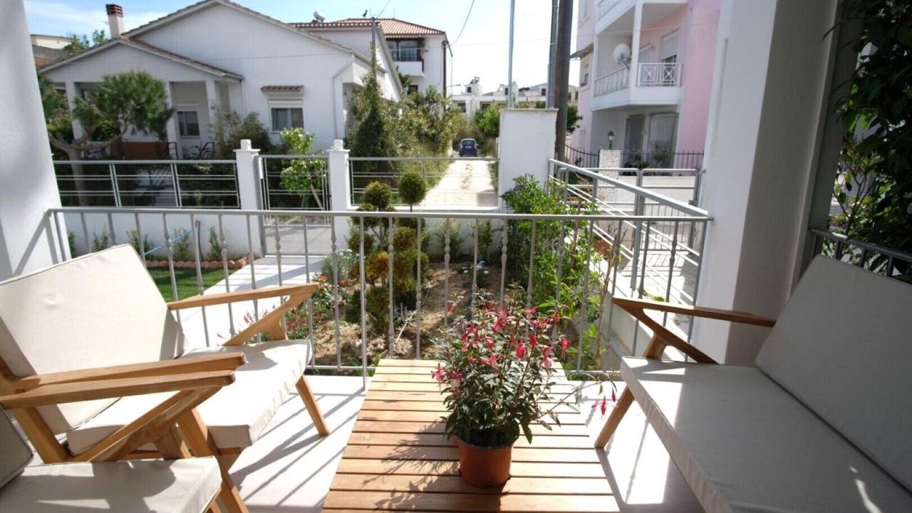 Photo of Patio Balcony in Nees Pagases