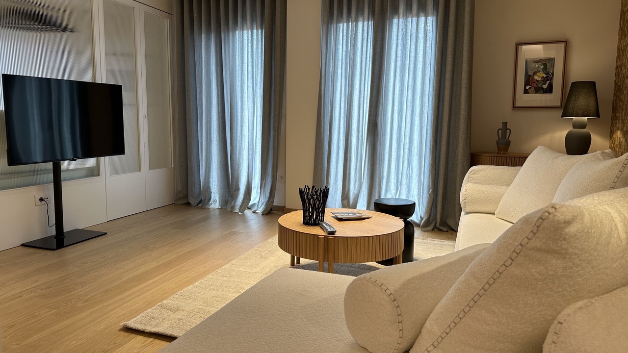 Photo of Livingroom in Thissio
