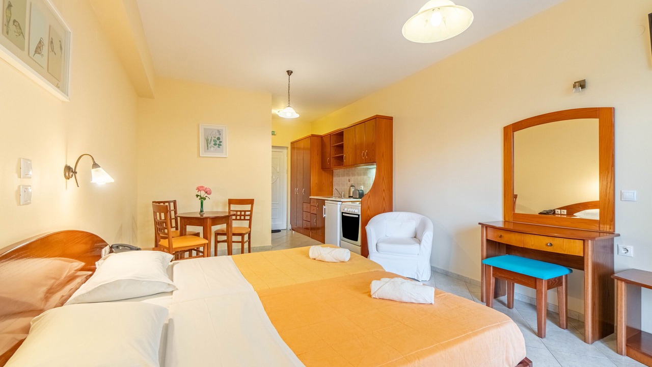 Photo of Bedroom in Agios Stefanos Avliotes