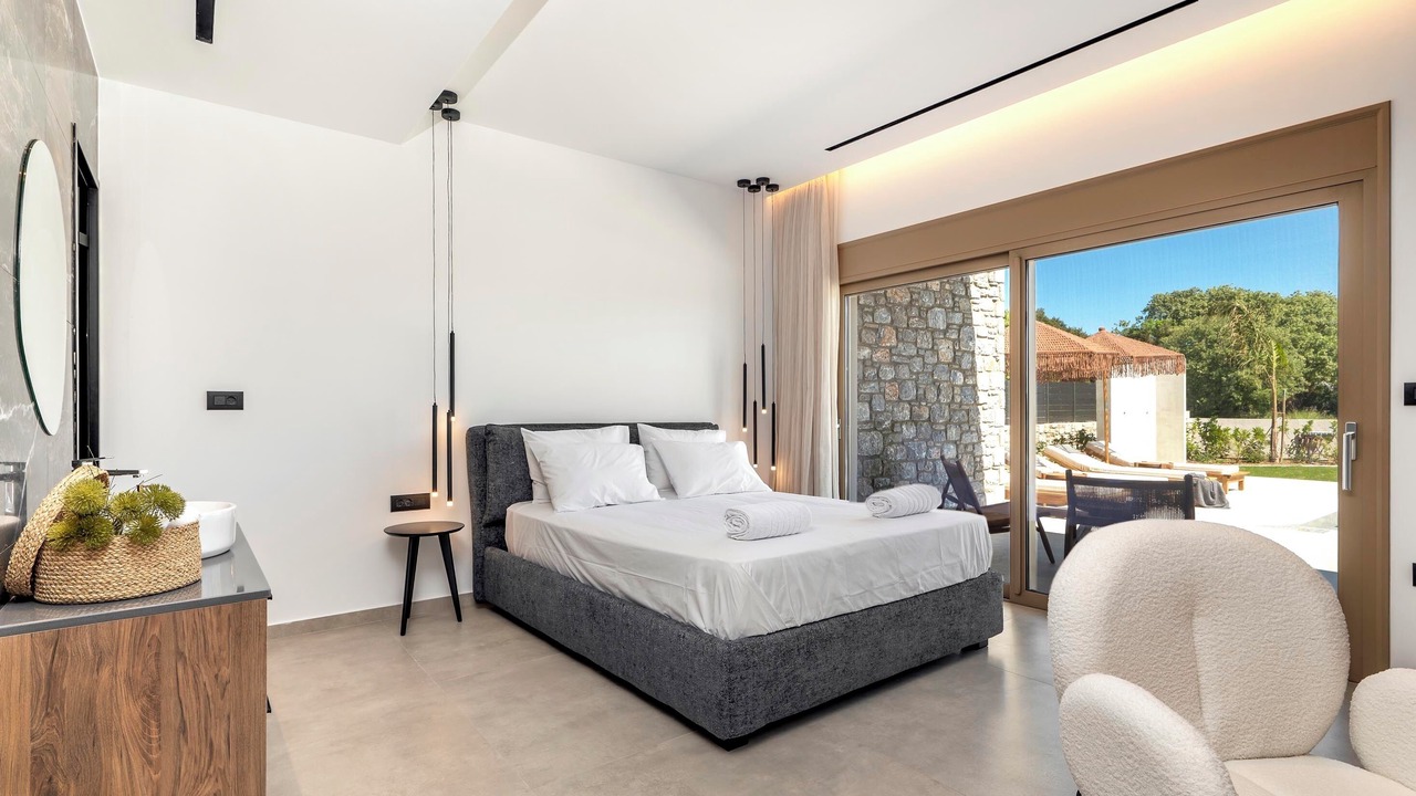 Photo of Bedroom in Asgourou