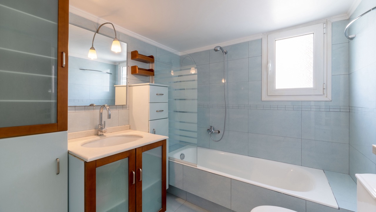 Photo of Bathroom in Papagou-Holargos