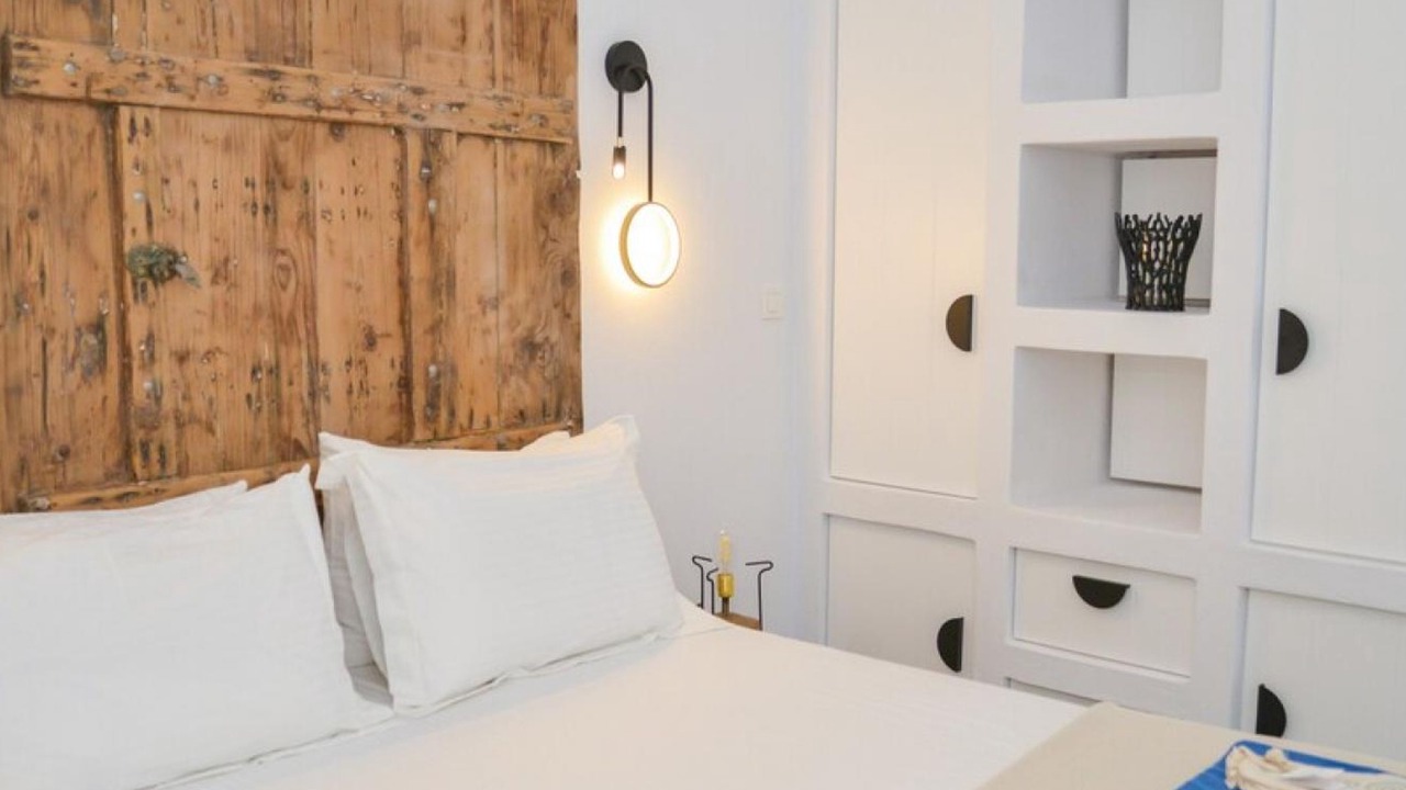 Photo of Bedroom in Adamas