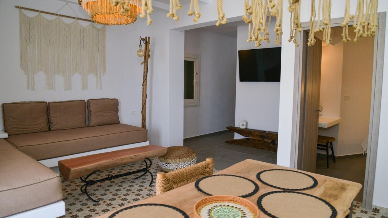Photo of Livingroom in Adamas
