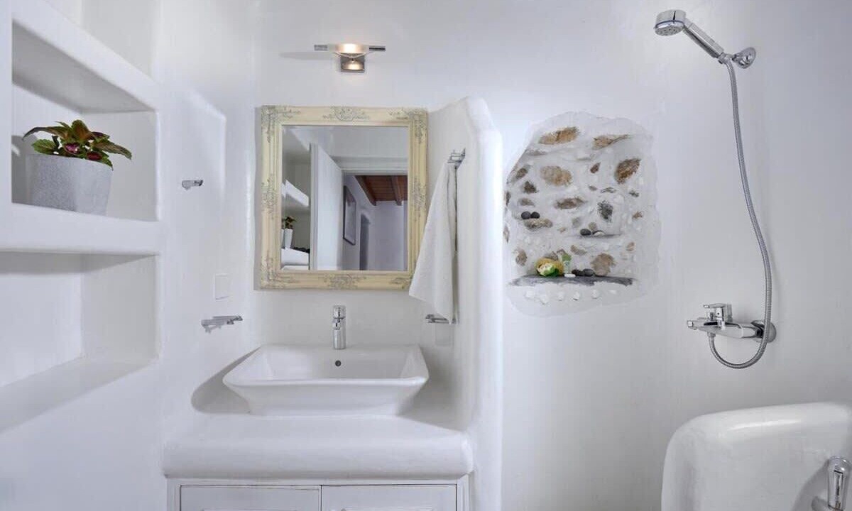 Photo of Bathroom in Panormos