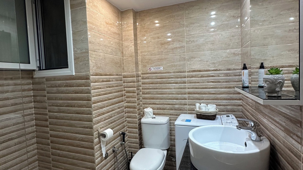 Photo of Bathroom in Varkiza