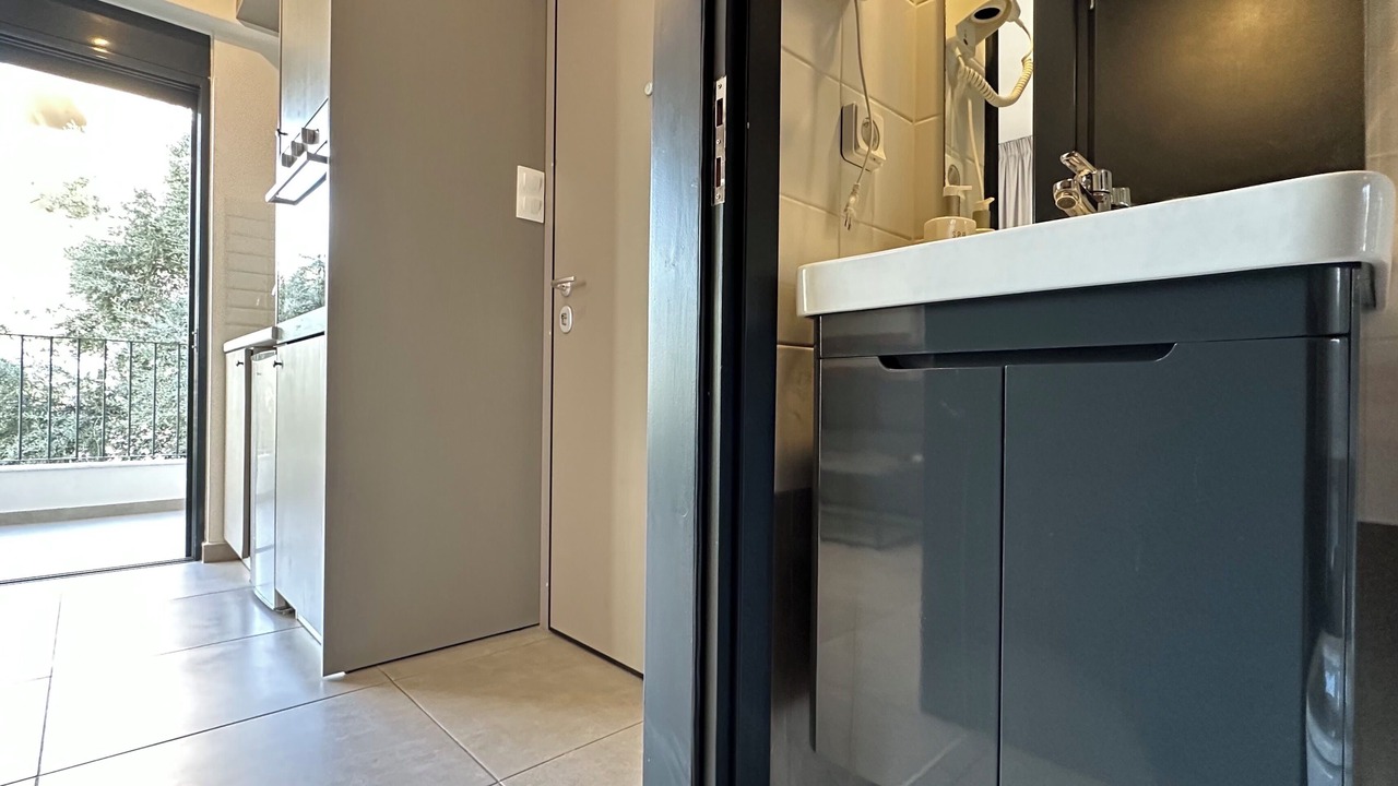 Photo of Bathroom in Moschato-Tavros