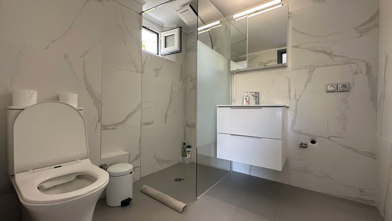 Photo of Bathroom in Petralona