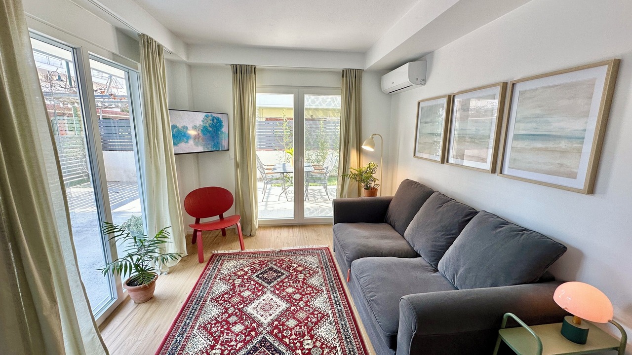 Photo of Livingroom in Olymbiaki Akti
