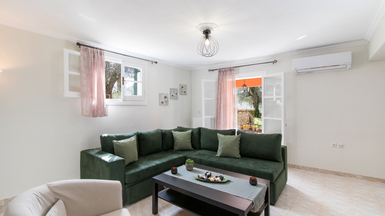Photo of Livingroom in Doukades
