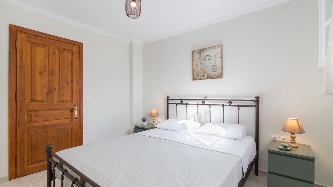 Photo of Bedroom in Doukades