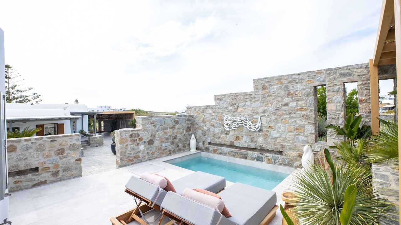 Photo of Outdoor in Glastros