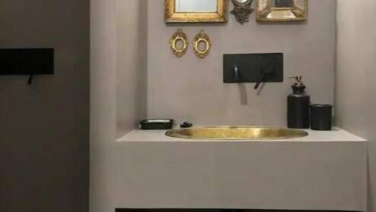 Photo of Bathroom in Petralona