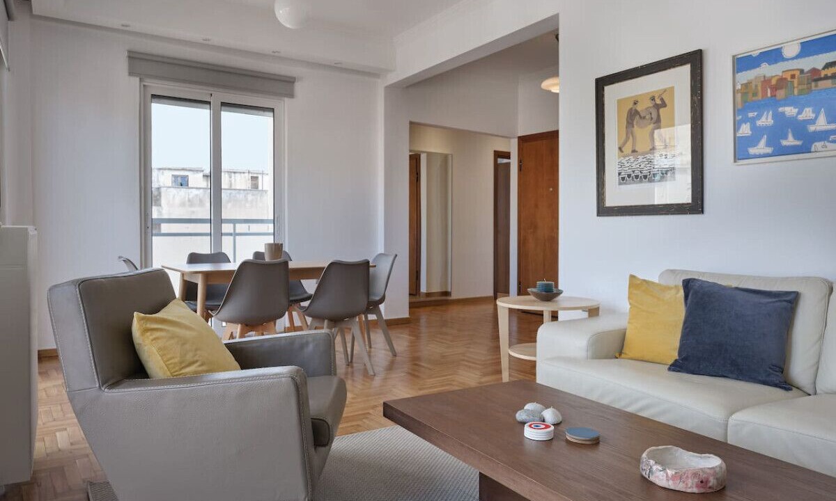 Photo of Livingroom in Ilisia