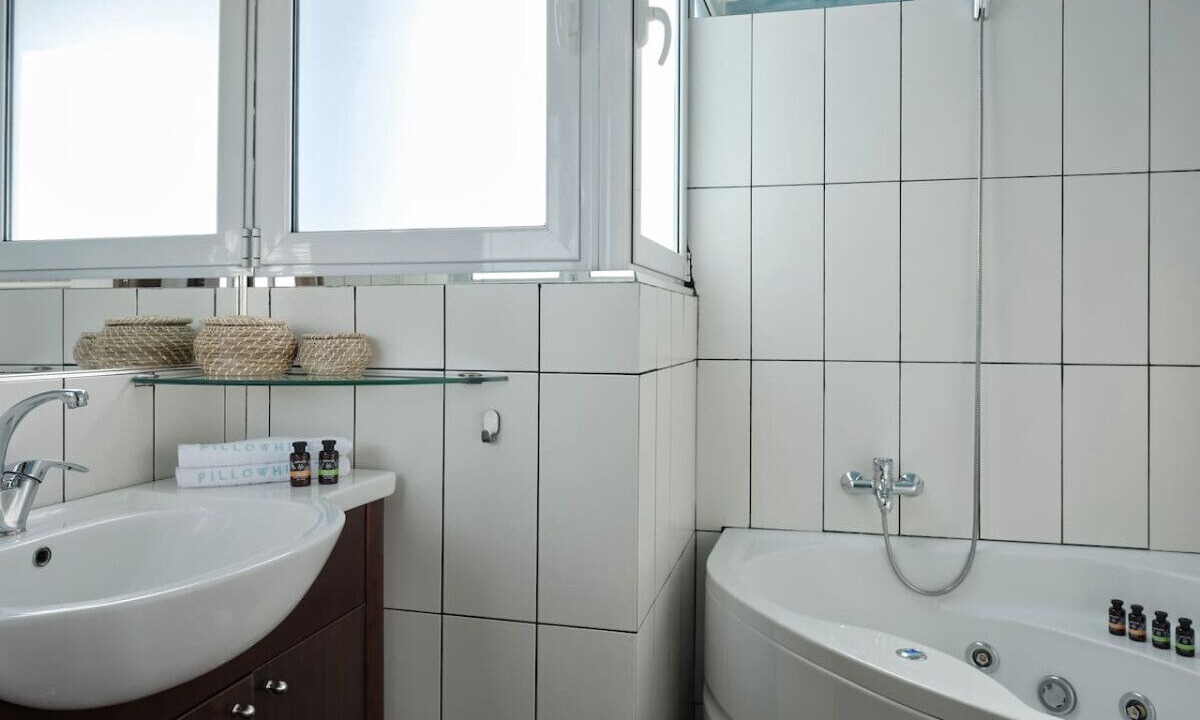 Photo of Bathroom in Ilisia
