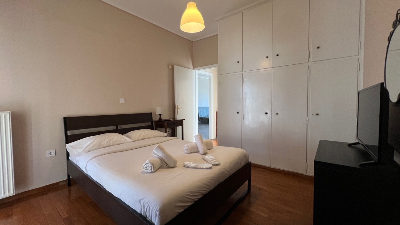 Photo of Bedroom in Alimos