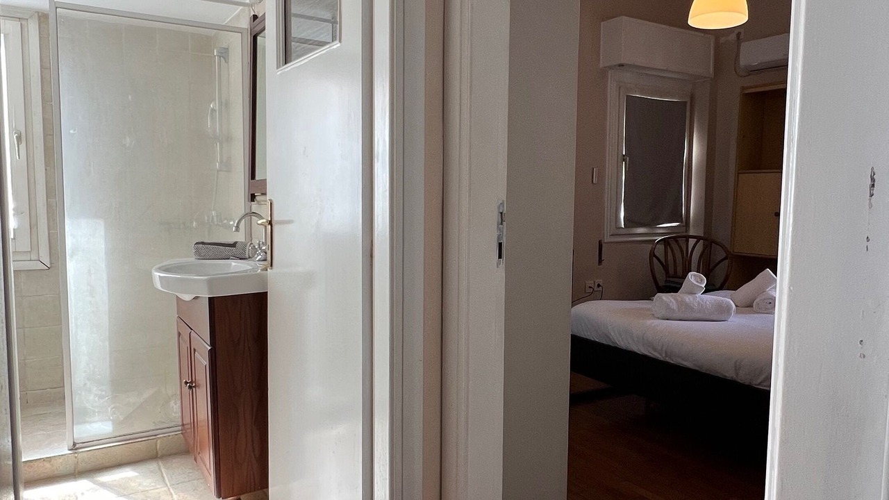 Photo of Bedroom in Alimos