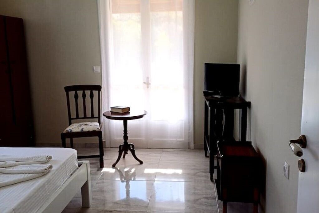 Photo of Bedroom in Almiros Beach