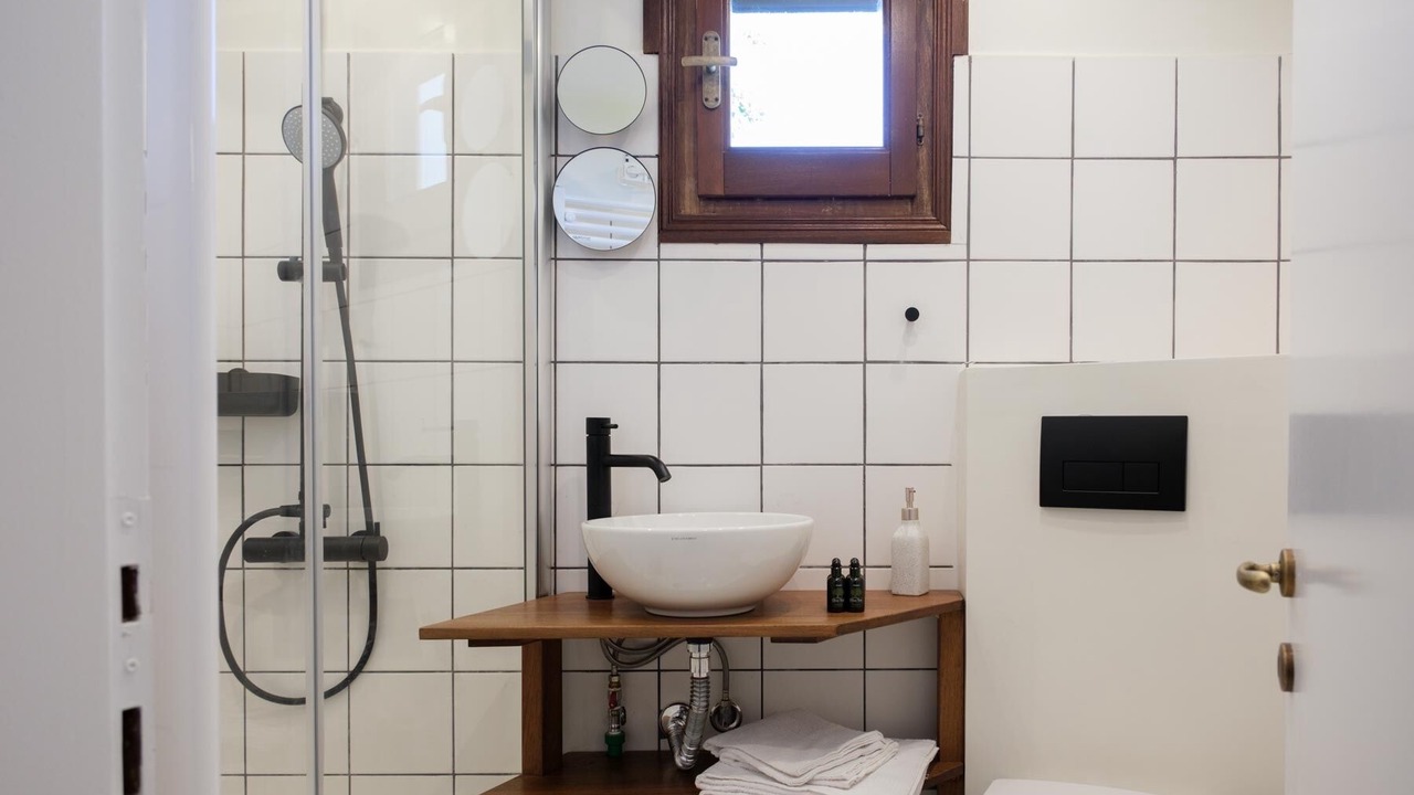 Photo of Bathroom in Damouchari