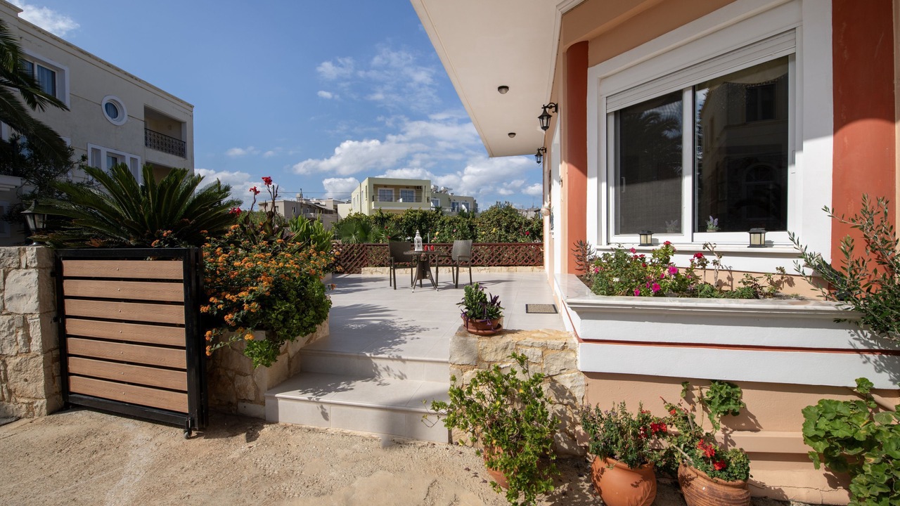 Photo of Patio Balcony in Kamisiana