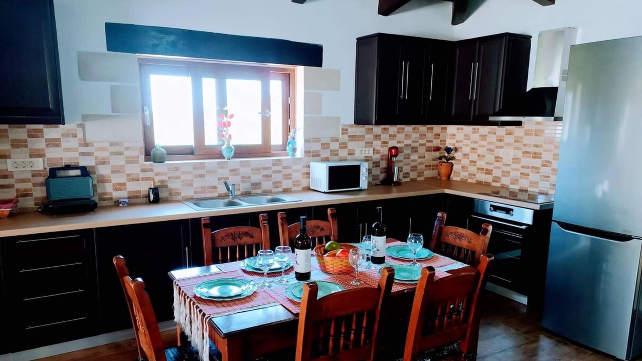Photo of Kitchen in Pemonia