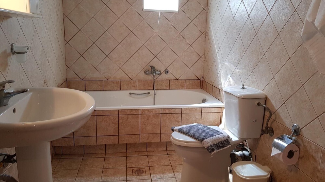 Photo of Bathroom in Loulos