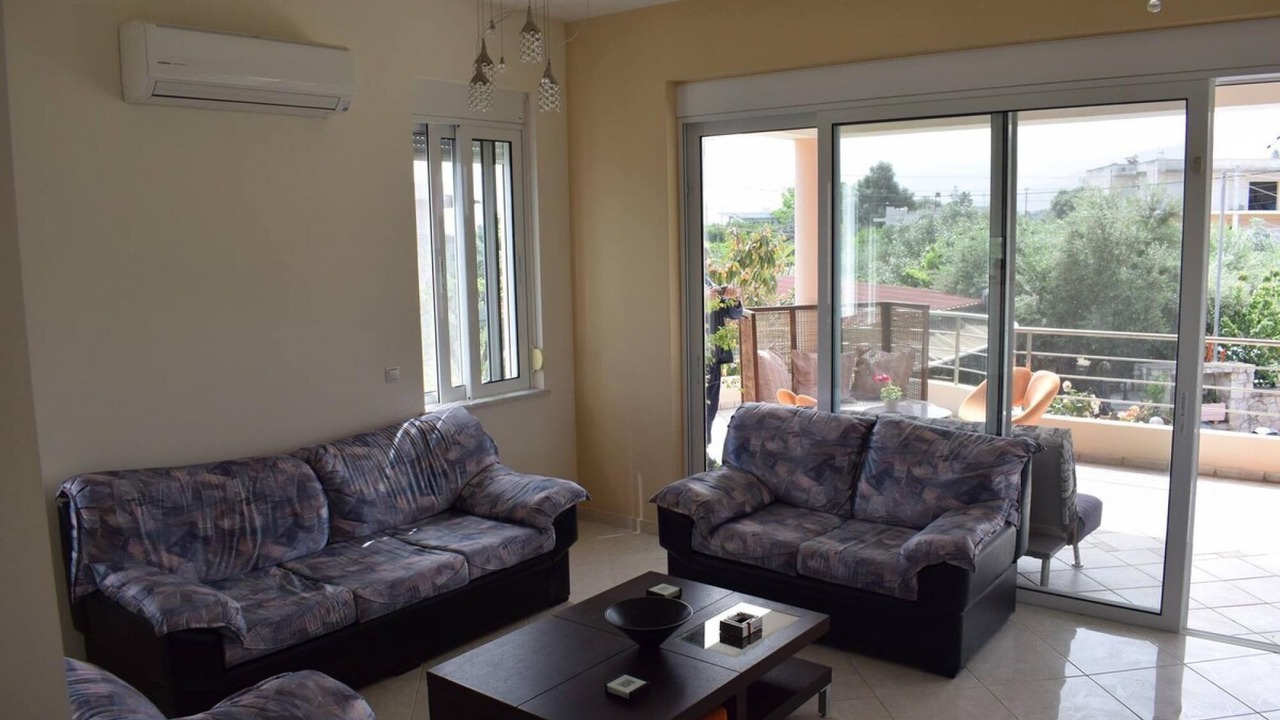 Photo of Livingroom in Perivolia