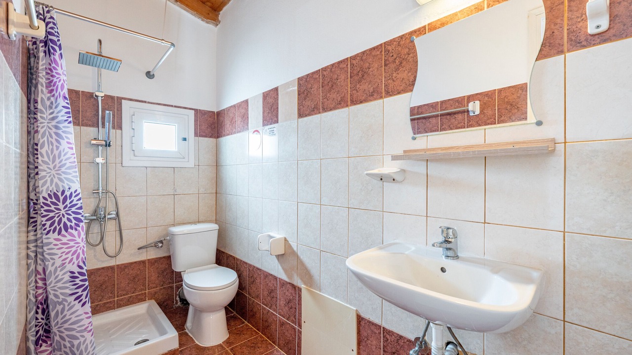 Photo of Bathroom in Kavos