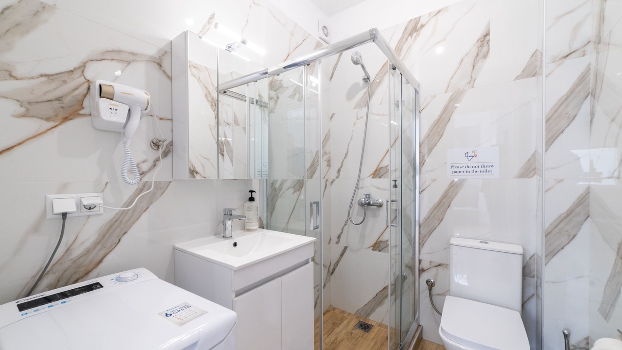 Photo of Bathroom in Ofrinion