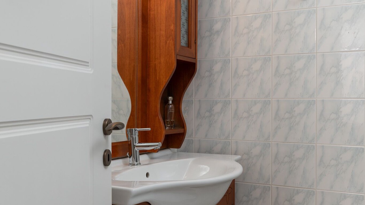 Photo of Bathroom in Spata-Artemida