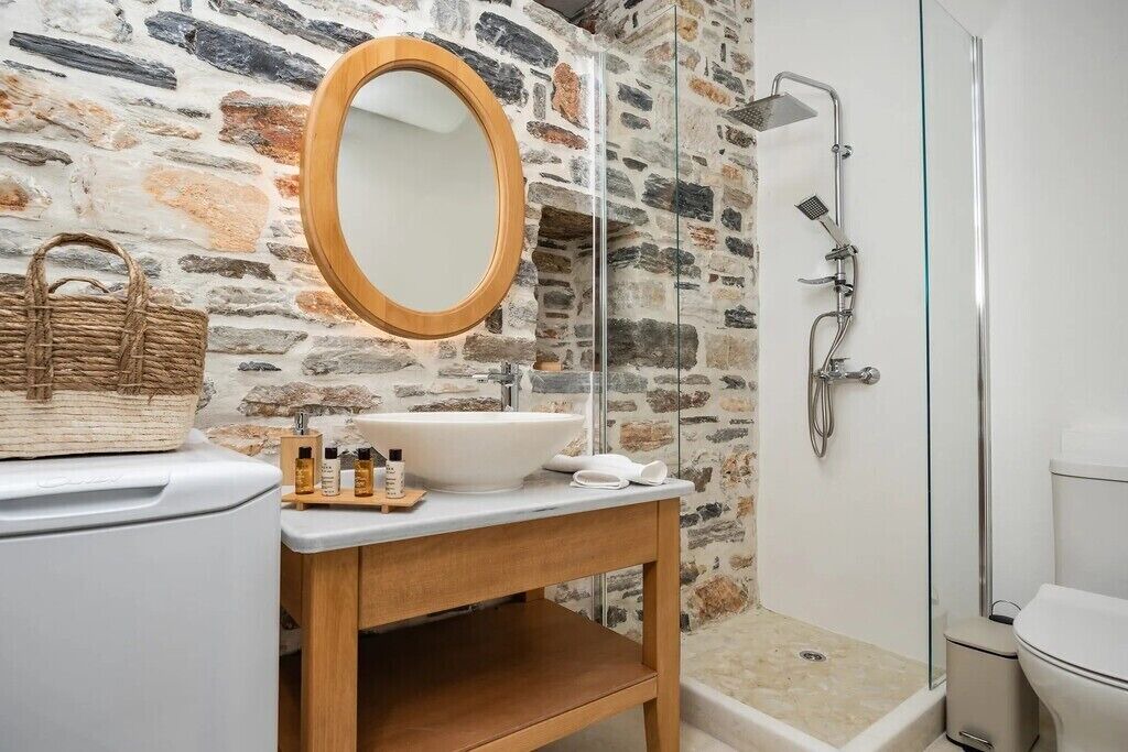 Photo of Bathroom in Naxos