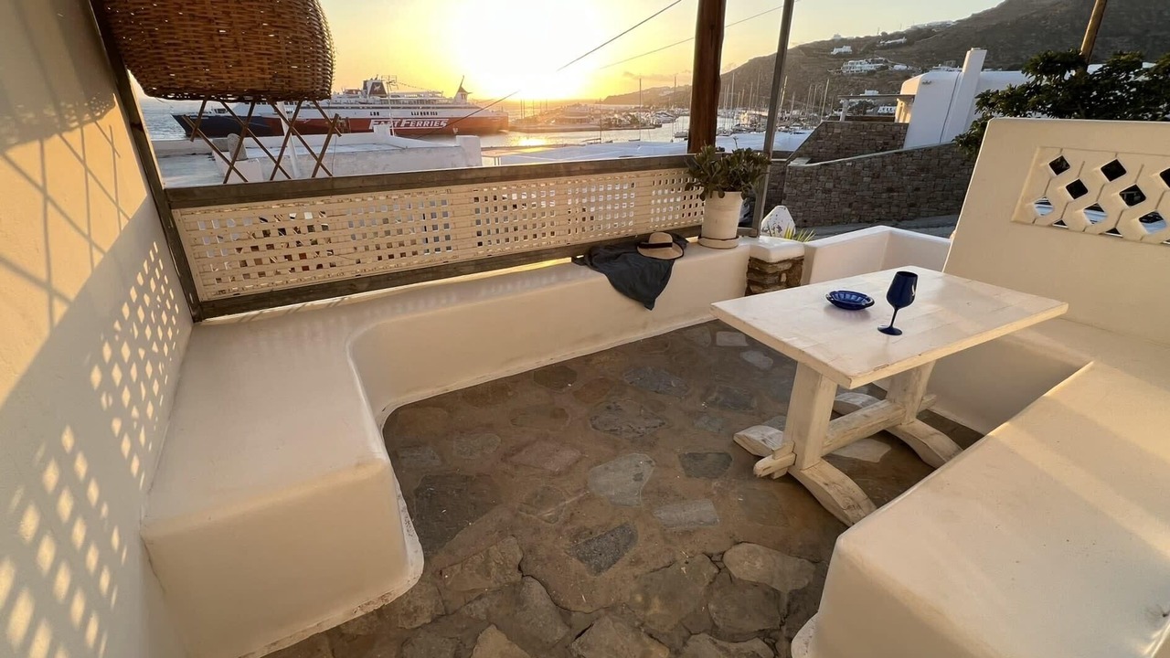 Photo of Outdoor in Tourlos