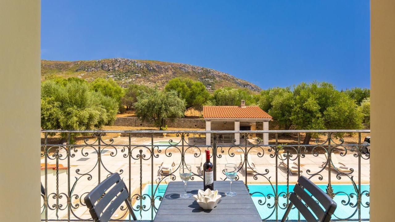 Photo of Patio Balcony in Kateleios