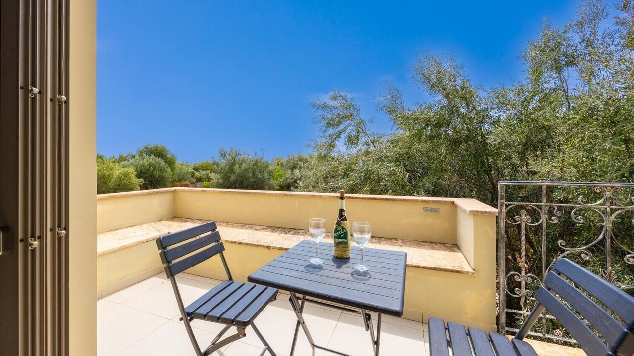 Photo of Patio Balcony in Kateleios