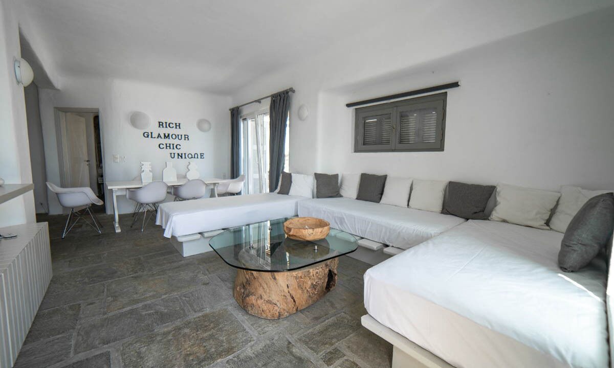 Photo of Livingroom in Paradise