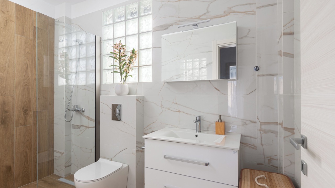 Photo of Bathroom in Paralia Ofryniou