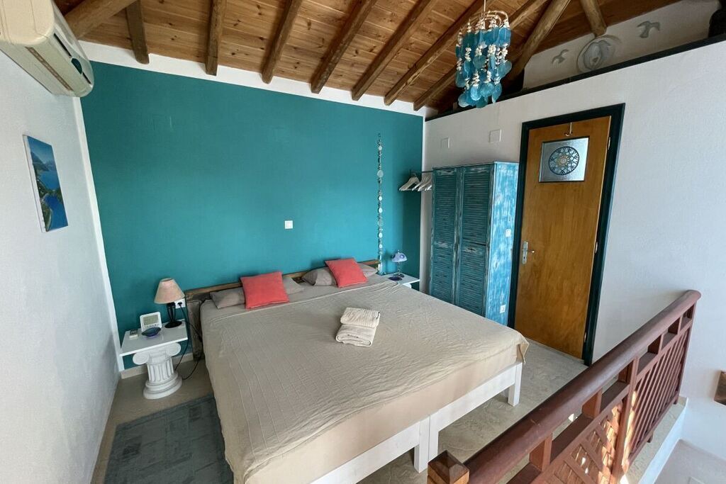 Photo of Bedroom in Marathokampos