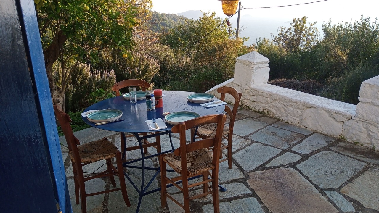 Photo of Outdoor in Glossa