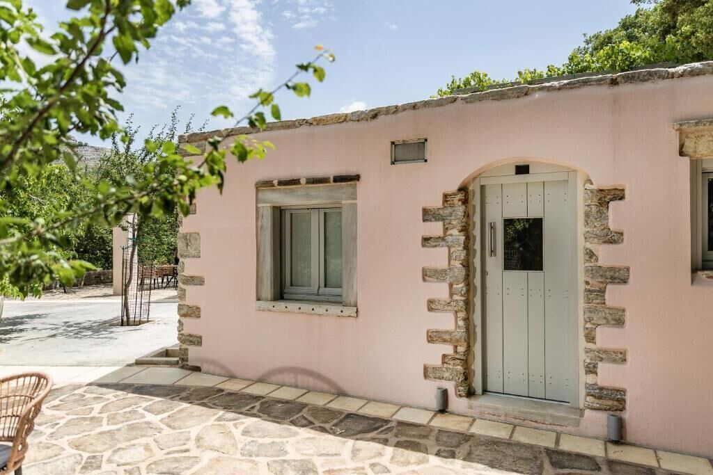 Photo of Outdoor in Aperathos