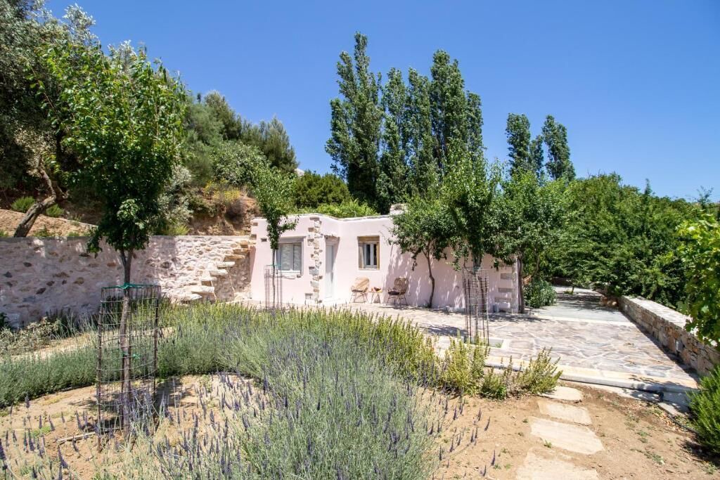 Photo of Outdoor in Aperathos
