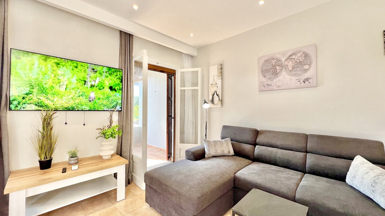 Photo of Livingroom in Acharavi